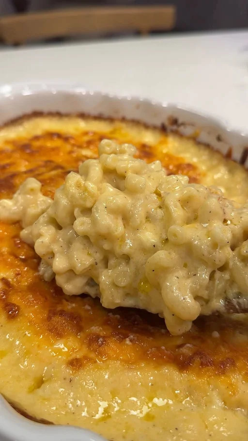 Classic Baked Mac & Cheese